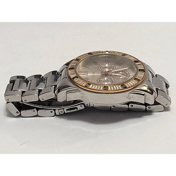 Vince Camuto Swarovski Crystal Bracelet Watch Silver-Tone Women’s Multi-Function - Picture 6 of 14